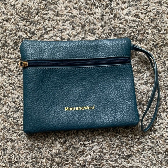 Montana West Handbags - Montana West Blue Wristlet with Gold Accents